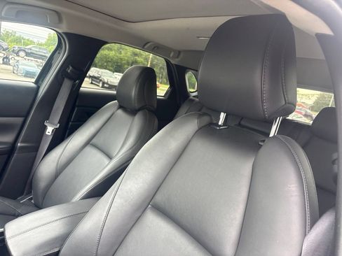 Used 2024 MAZDA CX-30 AWD 2.5 S w/ Preferred Package image 3