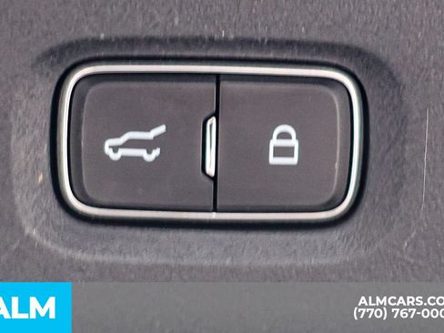Used 2025 Ford Expedition Platinum AWD/4WD image 26