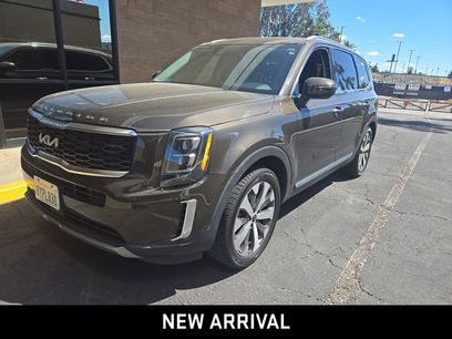 Used 2022 Kia Telluride EX w/ EX Premium Package