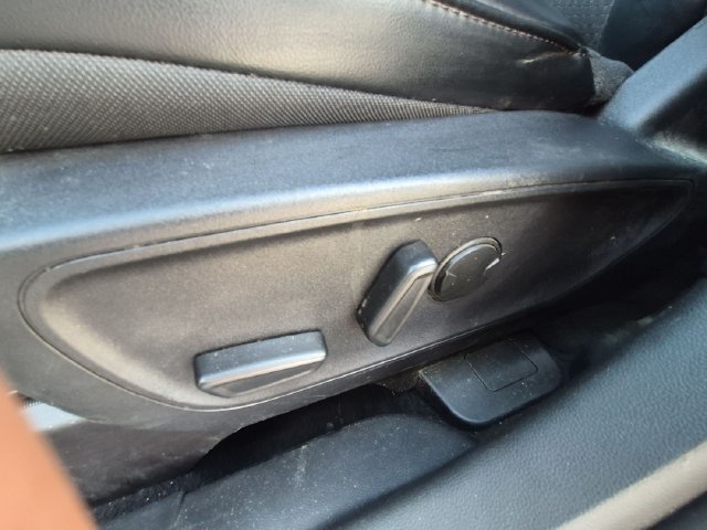 Used 2024 Ford Escape ST-Line w/ Tech Pack #1 FWD image 13