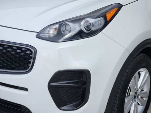 Used 2019 Kia Sportage LX FWD image 10