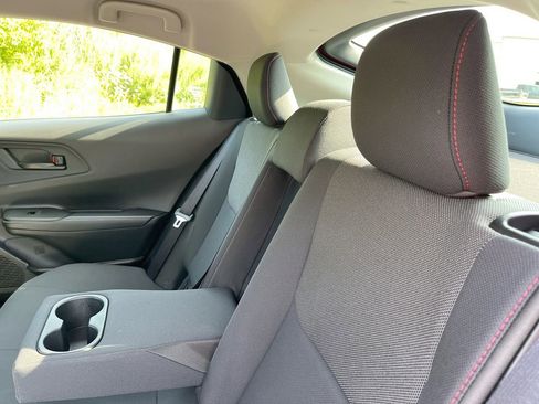 Used 2024 Toyota Prius Prime FWD image 9