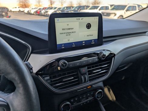 Used 2021 Ford Escape SEL image 19