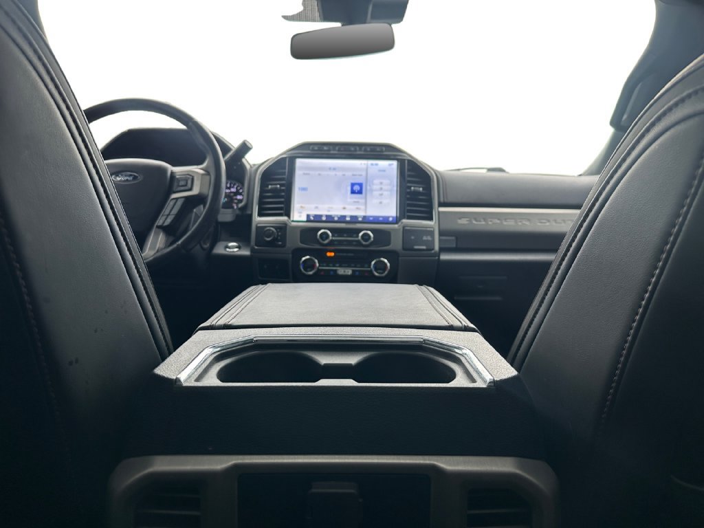 Used 2022 Ford F350 Platinum AWD/4WD image 9