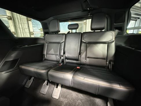 Used 2025 Ford Expedition Tremor AWD/4WD image 28