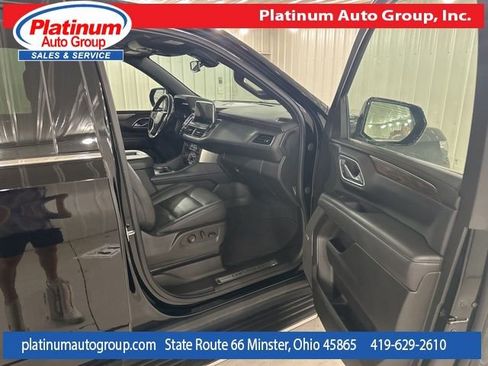 Used 2022 Chevrolet Tahoe LT w/ Luxury Package AWD/4WD image 34