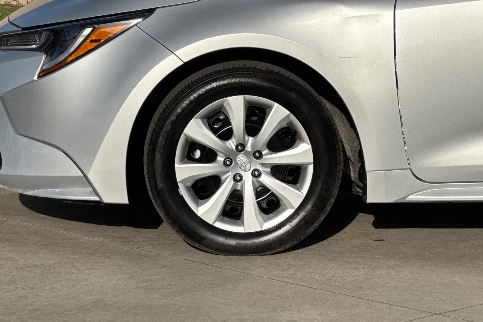 Used 2026 Toyota Corolla LE FWD image 25
