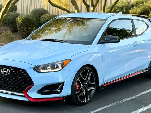 Used 2021 Hyundai Veloster N image 3