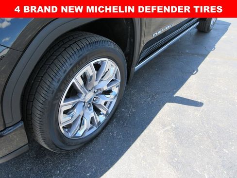 Certified 2024 GMC Sierra 1500 Denali w/ Denali Reserve Package AWD/4WD image 3