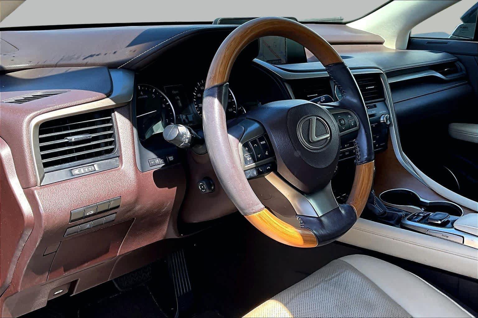 Used 2016 Lexus RX 350 FWD w/ Premium Package image 17