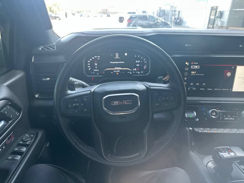 Used 2022 GMC Sierra 1500 AT4 w/ AT4 Premium Package AWD/4WD image 14