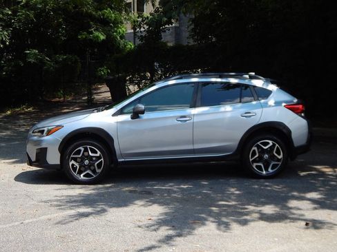 Used 2018 Subaru Crosstrek 2.0i Limited image 8