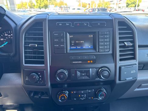 Used 2019 Ford F250 XL w/ STX Appearance Package AWD/4WD image 17