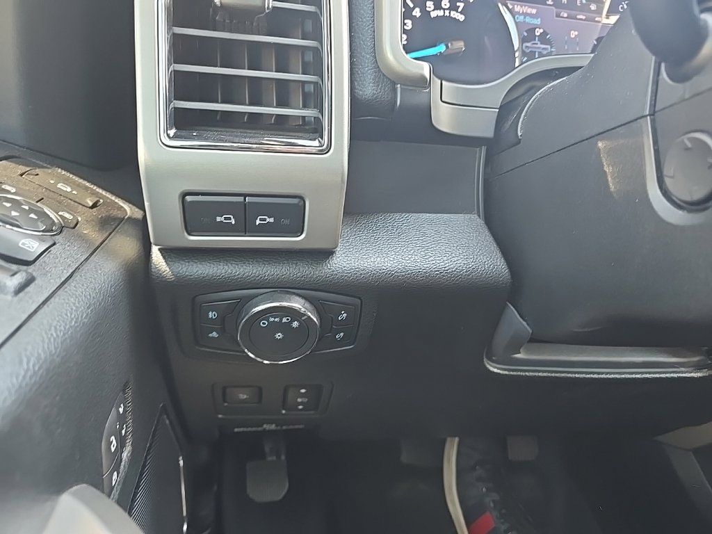 Used 2020 Ford F250 Lariat AWD/4WD image 22