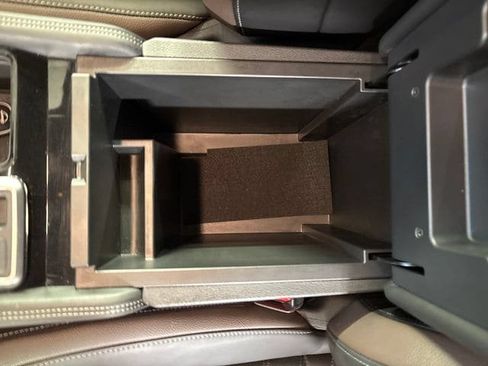 Certified 2025 Nissan Pathfinder Platinum w/ Cargo Package FWD image 26