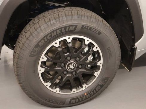 New 2026 Toyota Tundra SR5 AWD/4WD image 7
