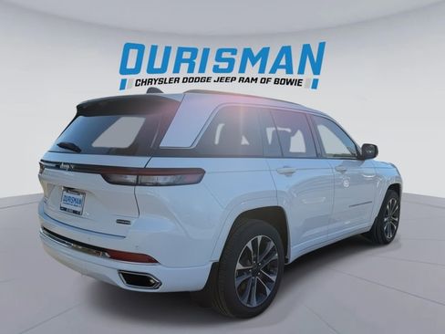 New 2025 Jeep Grand Cherokee Overland w/ Luxury Tech Group IV AWD/4WD image 6