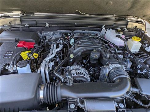 New 2026 Jeep Gladiator Sport AWD/4WD image 18