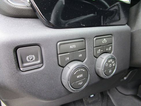 New 2026 Chevrolet Silverado 1500 RST w/ RST Select Package AWD/4WD image 32