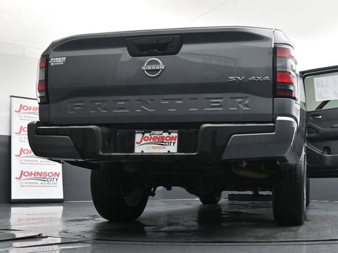 Used 2023 Nissan Frontier SV image 46