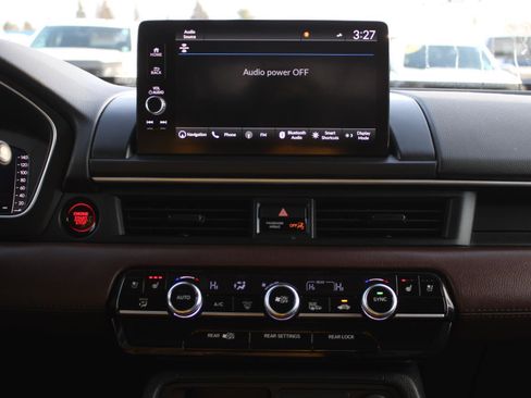 Used 2023 Honda Pilot Elite image 12