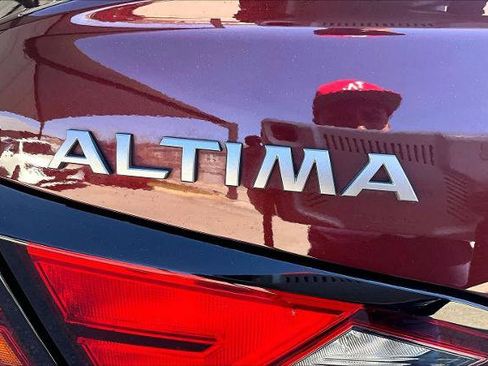 Certified 2024 Nissan Altima 2.5 SL image 10