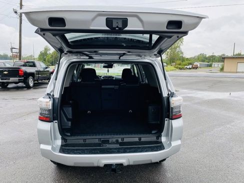 Used 2024 Toyota 4Runner SR5 image 12