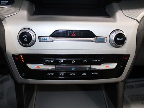 Used 2023 Ford Explorer XLT w/ Equipment Group 202A image 55