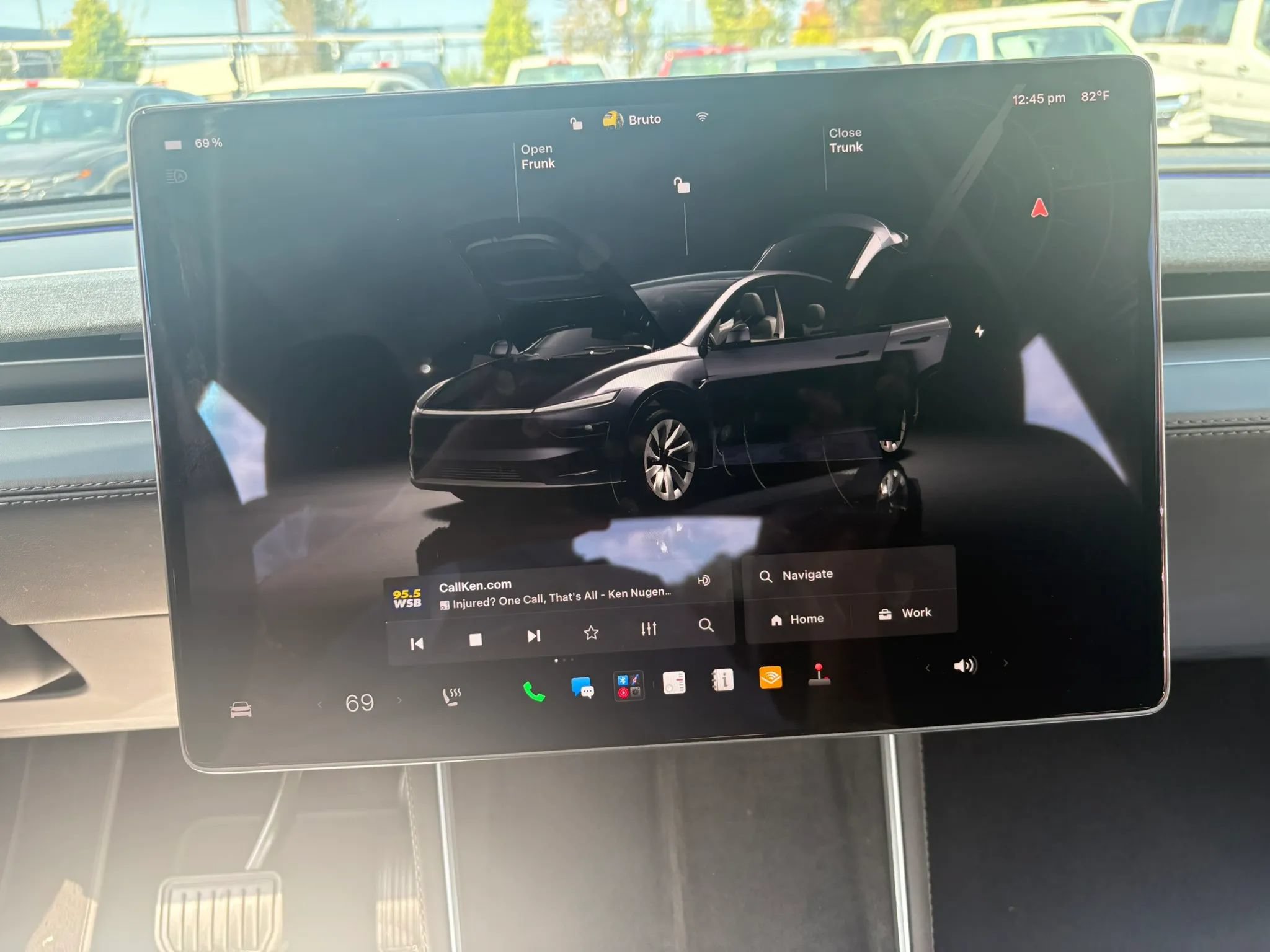 Used 2026 Tesla Model Y 2WD image 31