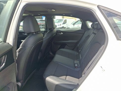 Used 2023 Kia Forte GT-Line w/ GT-Line Premium Package image 10