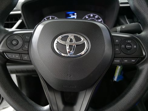 Used 2024 Toyota Corolla LE image 25