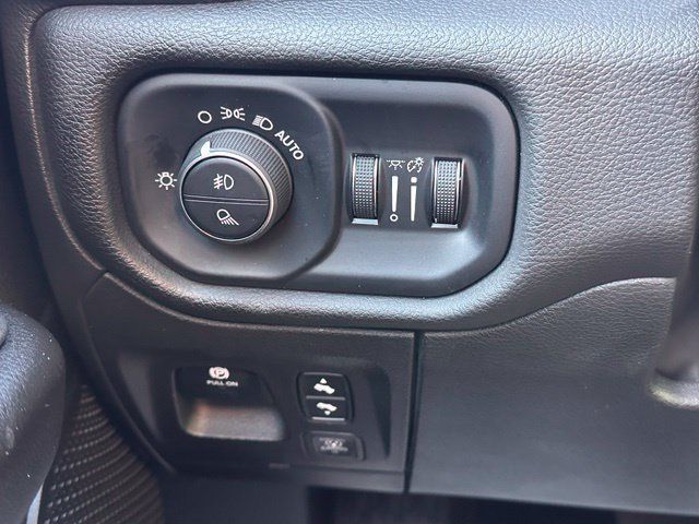Used 2025 RAM 1500 Big Horn AWD/4WD image 21