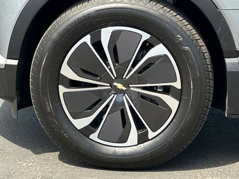 New 2025 Chevrolet Blazer EV LT image 32