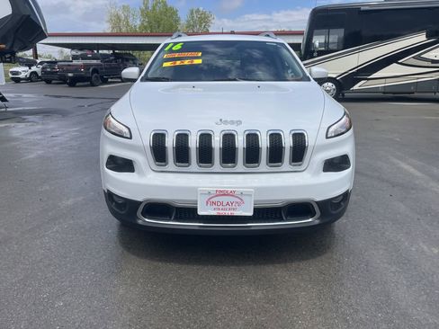 Used 2016 Jeep Cherokee Limited w/ Trailer Tow Group AWD/4WD image 4