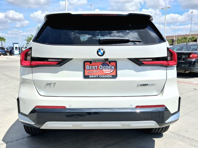 New 2027 BMW X1 xDrive28i w/ Technology Package AWD/4WD image 6