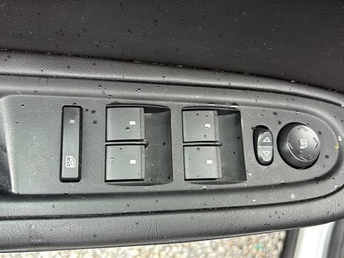 Used 2013 Chevrolet Traverse LT w/ All-Star Edition FWD image 20
