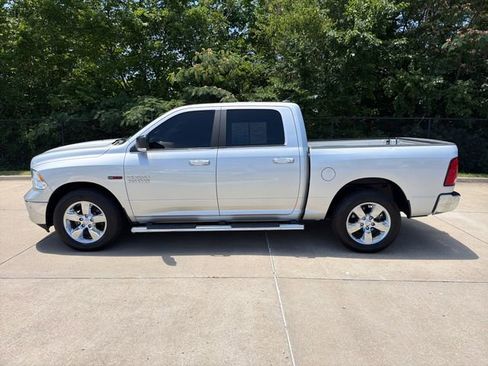 Used 2017 RAM 1500 Big Horn AWD/4WD image 2