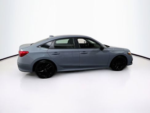 Used 2023 Honda Civic Sport image 4