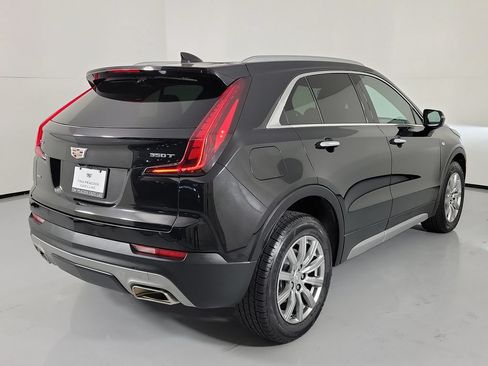 Used 2023 Cadillac XT4 Premium Luxury AWD/4WD image 3