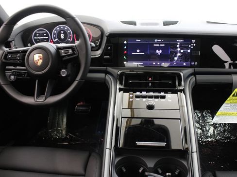 New 2026 Porsche Panamera RWD image 16
