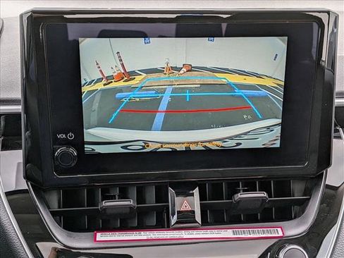 Used 2024 Toyota Corolla LE image 19