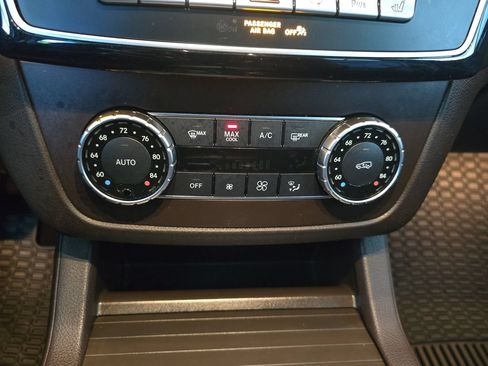 Used 2019 Mercedes-Benz GLS 450 4MATIC image 24