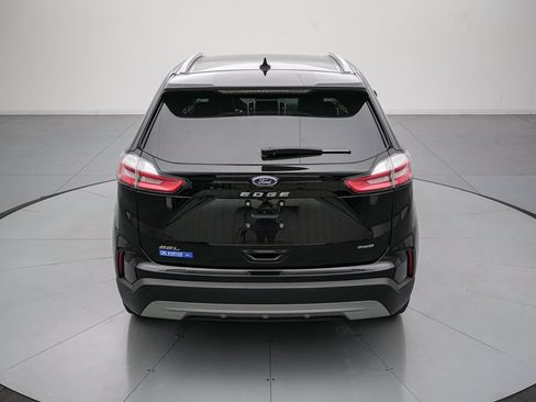 Certified 2024 Ford Edge SEL w/ Convenience Package AWD/4WD image 5