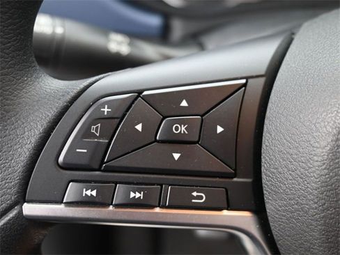 Used 2025 Nissan Versa SV w/ Trunk Package image 16