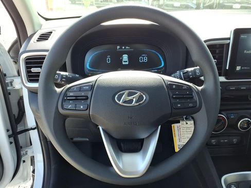 New 2026 Hyundai Venue SE image 12