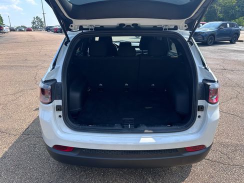 Used 2025 Jeep Compass Sport AWD/4WD image 24