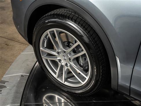 New 2026 Porsche Cayenne Coupe image 15