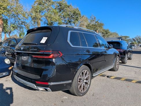 Used 2024 BMW X7 xDrive40i image 10