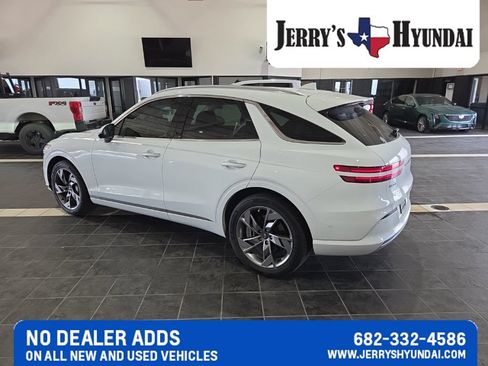 Certified 2024 Genesis Electrified GV70 AWD/4WD image 6
