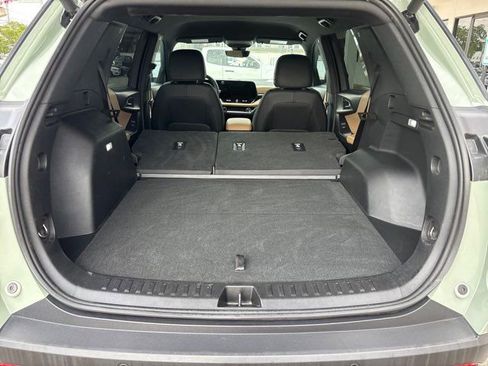Used 2025 Chevrolet Equinox ACTIV w/ Safety and Technology Package FWD image 12